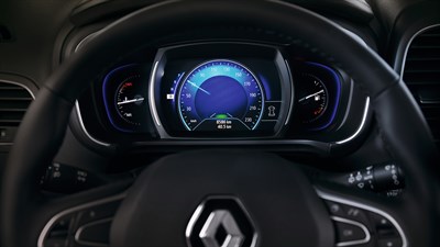 Renault KOLEOS steering wheel and dashboard