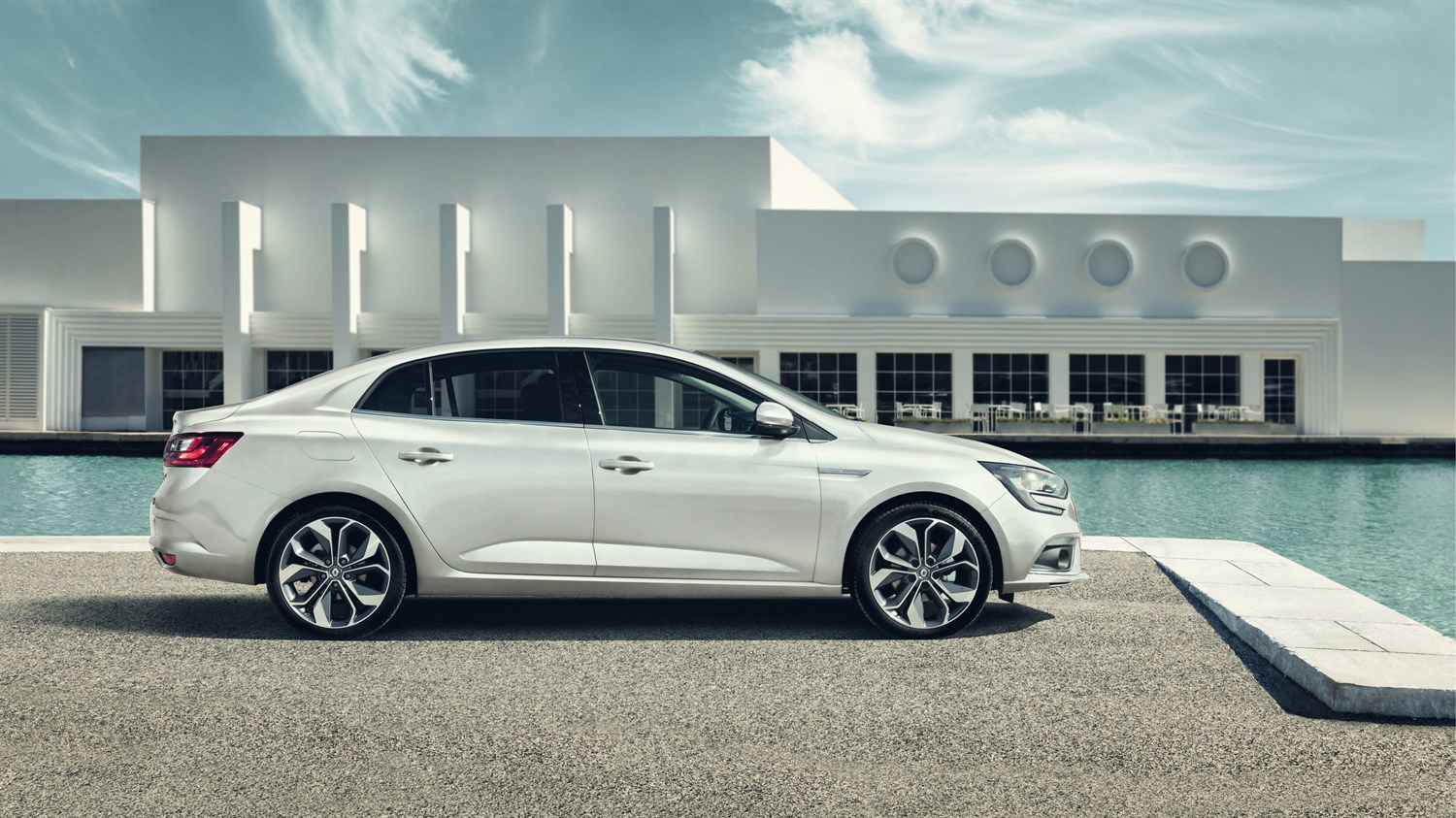 Renault Megane Sedan - Right Profile Of The Car