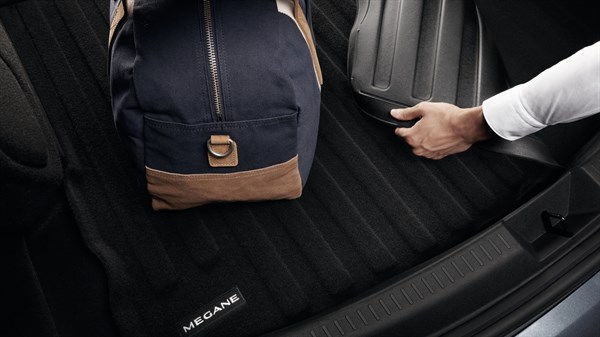 Renault MEGANE Sedan - View of boot