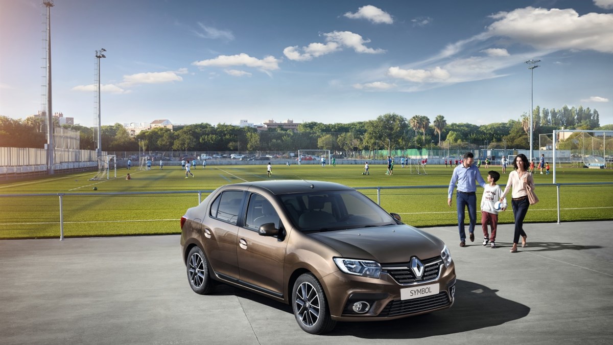 Renault Symbol Near Play Ground