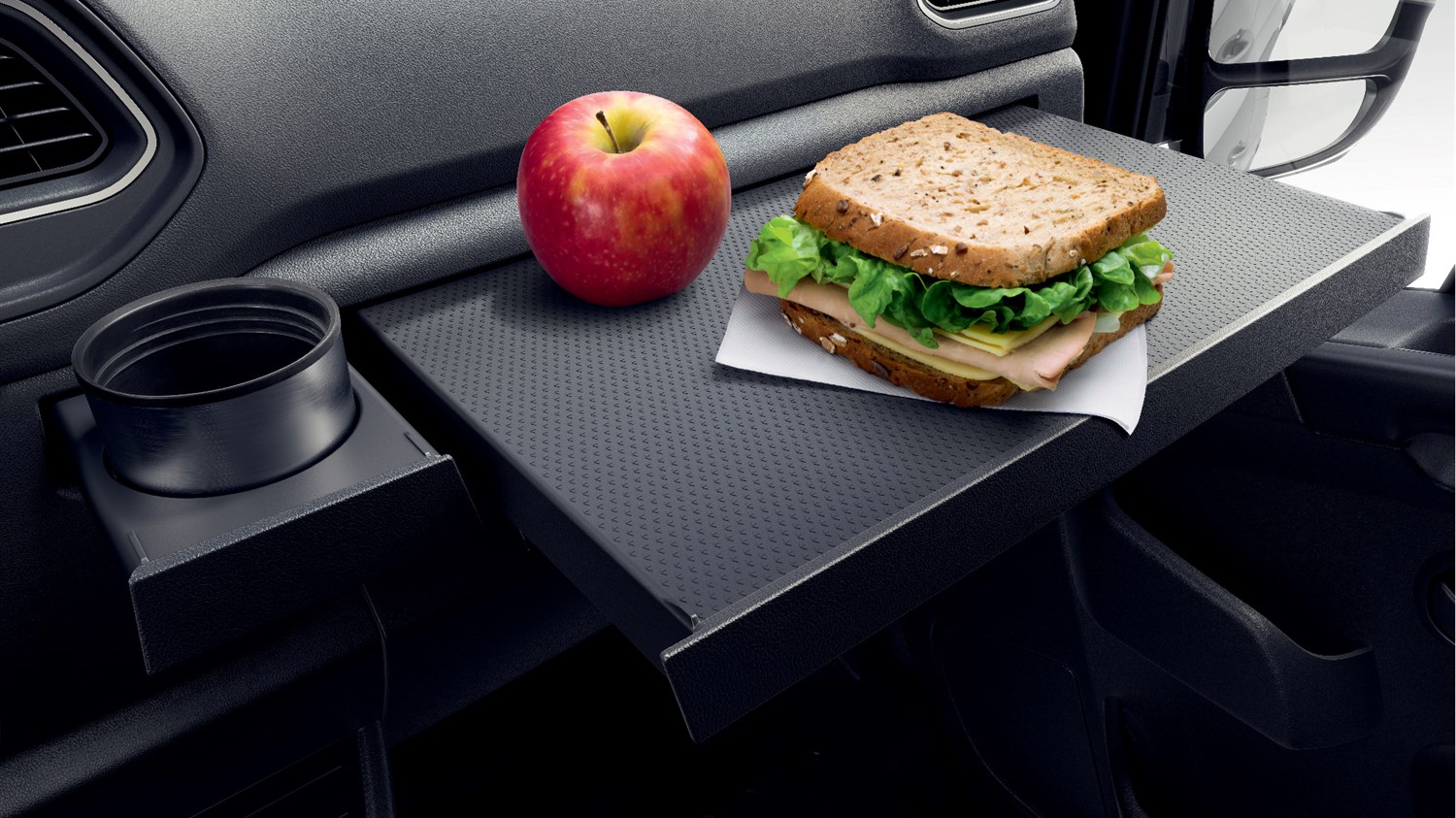 Renault MASTER - Interior design